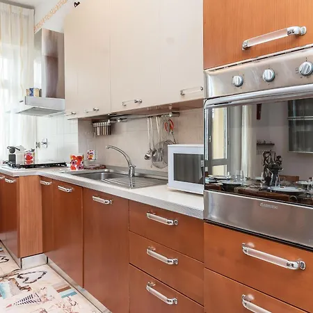 Parcheggio Privato - 10 Min Centro Storico