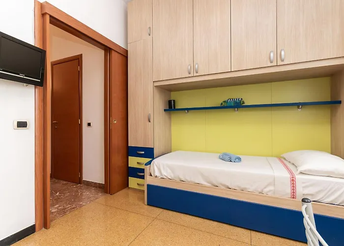 Parcheggio Privato - 10 Min Centro Storico Lägenhet Genua