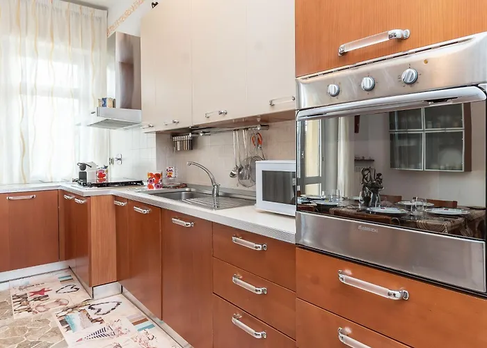 Parcheggio Privato - 10 Min Centro Storico