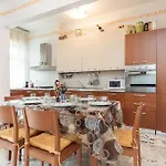 Parcheggio Privato - 10 Min Centro Storico *